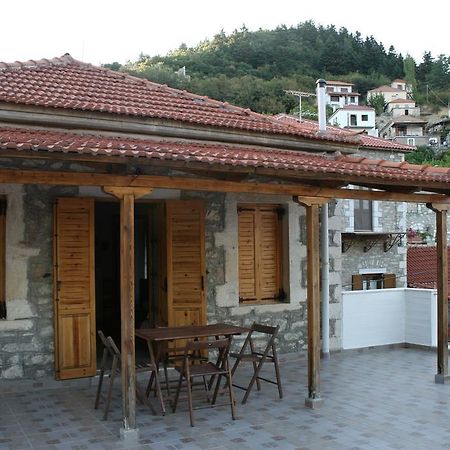 Maleatis Apollo Guesthouse Kosmas Exterior photo