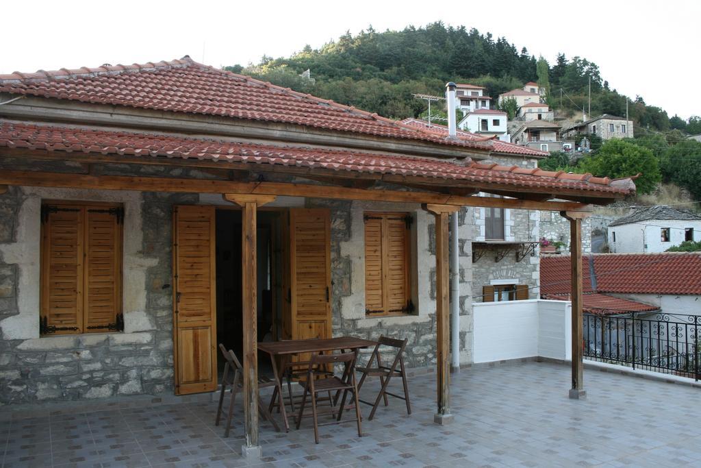 Maleatis Apollo Guesthouse Kosmas Exterior photo